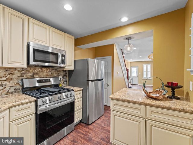 2423 MADISON SQ, Philadelphia, PA 19146