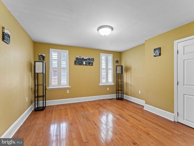 2423 MADISON SQ, Philadelphia, PA 19146