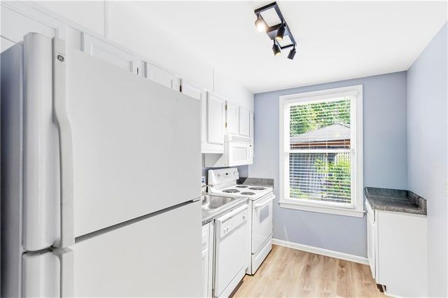7500 Roswell Road 80, Atlanta, GA 30350
