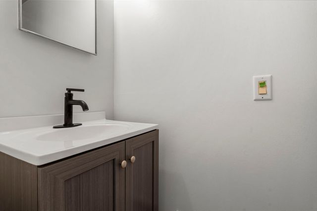 7624 Daleview Drive, Brooklyn Park, MN 55443