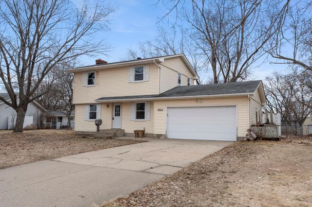 7624 Daleview Drive, Brooklyn Park, MN 55443