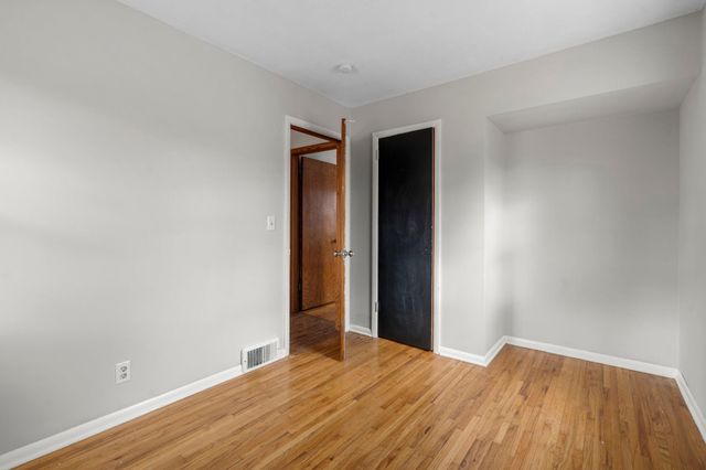 7624 Daleview Drive, Brooklyn Park, MN 55443