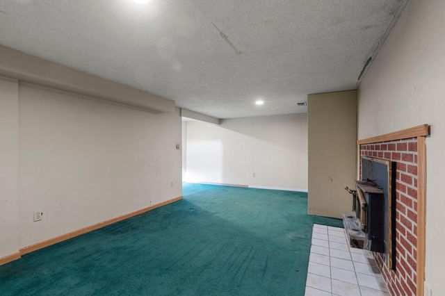 7624 Daleview Drive, Brooklyn Park, MN 55443