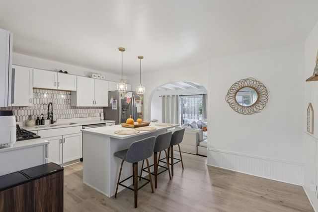 417 Beaver Drive, Streamwood, IL 60107