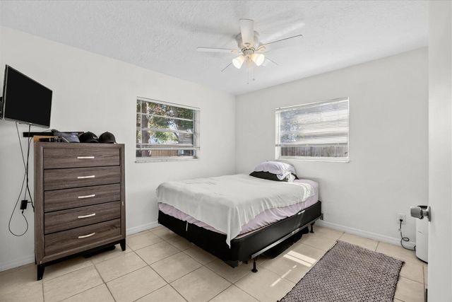 1549 SE Minorca Avenue, Port St. Lucie, Port St Lucie, FL 34952