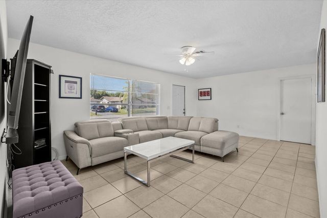 1549 SE Minorca Avenue, Port St. Lucie, Port St Lucie, FL 34952