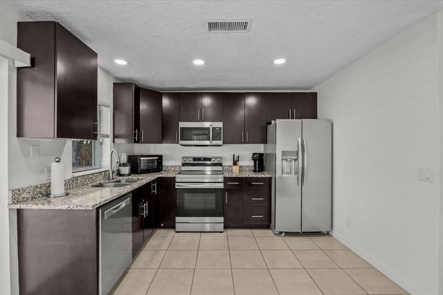 1549 SE Minorca Avenue, Port St. Lucie, Port St Lucie, FL 34952