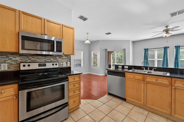 10849 DRAGONWOOD DRIVE, Tampa, FL 33647