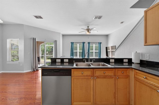 10849 DRAGONWOOD DRIVE, Tampa, FL 33647