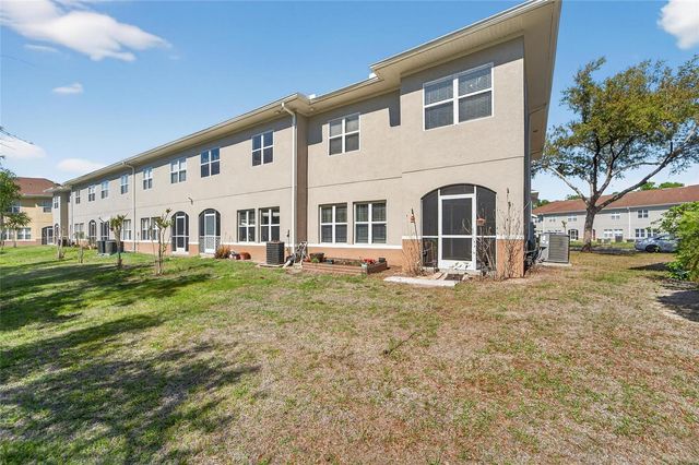 10849 DRAGONWOOD DRIVE, Tampa, FL 33647