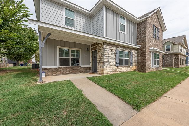 4134 & 4136 Sardinia, Fayetteville, AR 72704