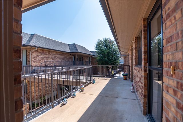 10660 Park Village Place Unit C, Dallas, TX 75230