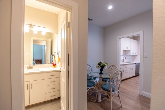 10660 Park Village Place Unit C, Dallas, TX 75230