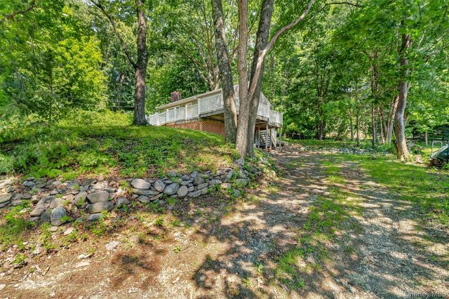 52 Mountain Avenue, Greenwood Lake, NY 10925