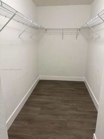 11500 NW 33rd St, Sunrise, FL 33323