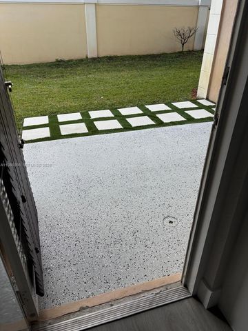 11500 NW 33rd St, Sunrise, FL 33323