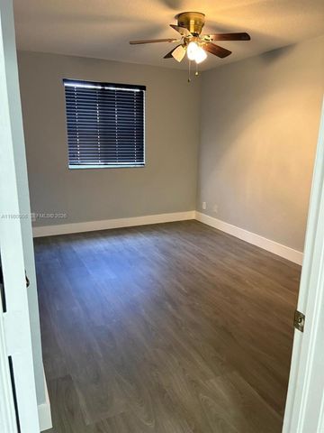 11500 NW 33rd St, Sunrise, FL 33323