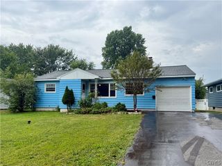 105 Traister Drive, Salina, NY 13088