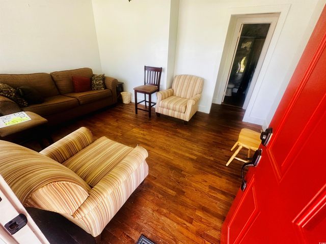 8 Raymond St., Andrews, SC 29510