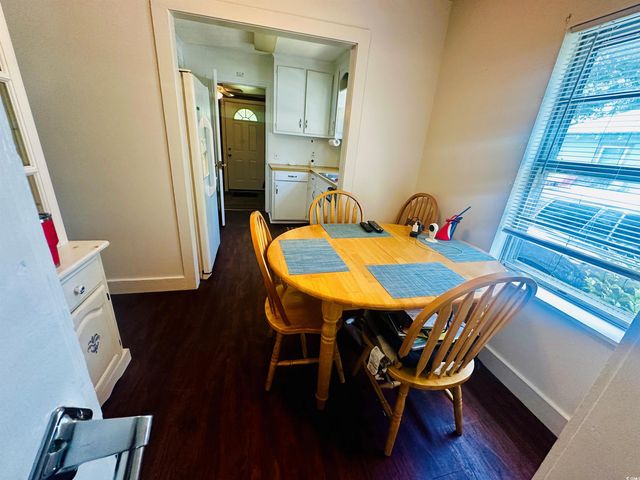 8 Raymond St., Andrews, SC 29510