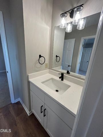 6528 Thetford Court, Raleigh, NC 27615