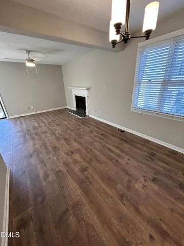 6528 Thetford Court, Raleigh, NC 27615