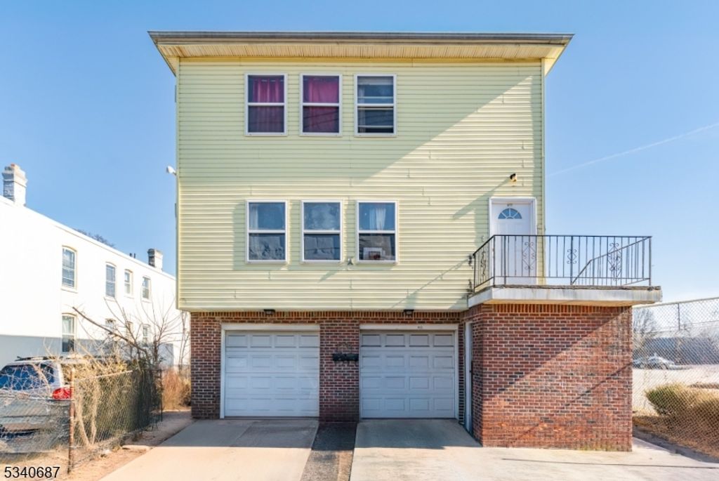 411 Walnut St, Elizabeth City, NJ 07201