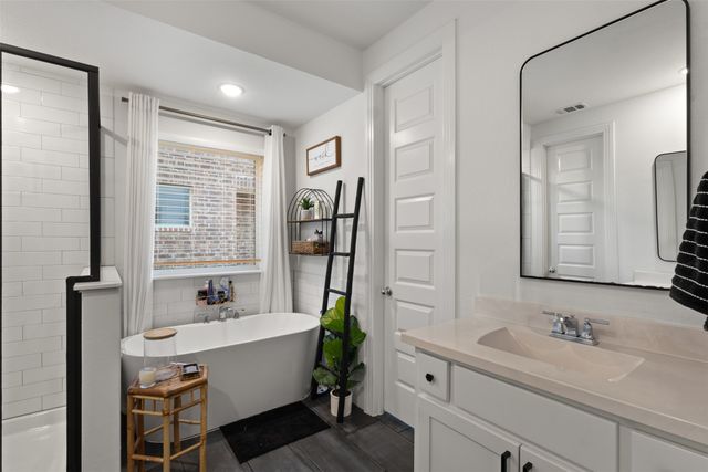 12301 Penson Street, Fort Worth, TX 76052