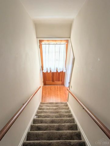 451 Kitty Lane, Delhi Twp, OH 45238