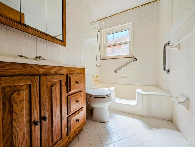 451 Kitty Lane, Delhi Twp, OH 45238