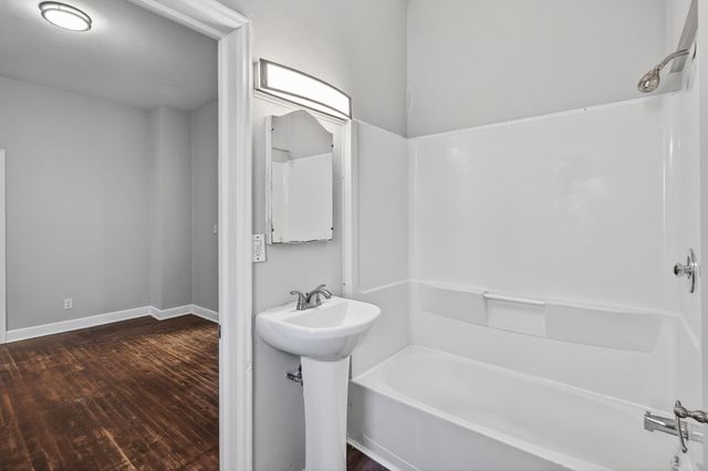 2428 11th Avenue S, Minneapolis, MN 55404