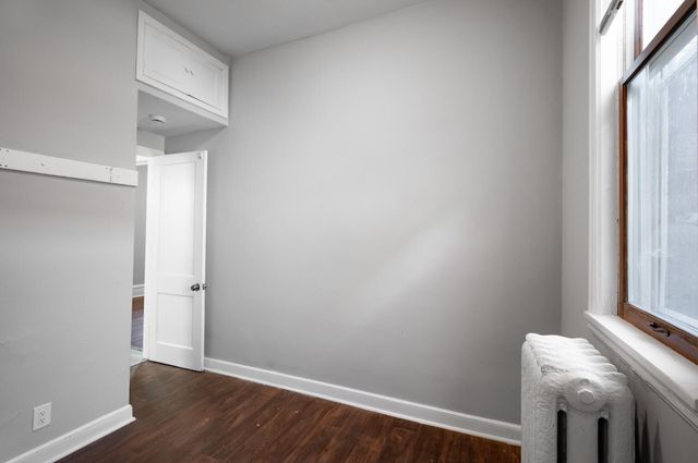 2428 11th Avenue S, Minneapolis, MN 55404