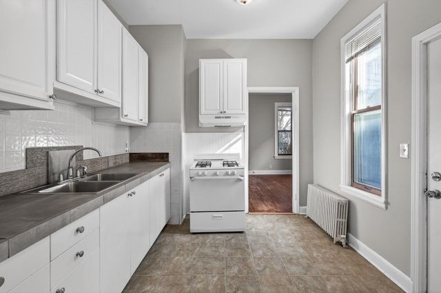 2428 11th Avenue S, Minneapolis, MN 55404