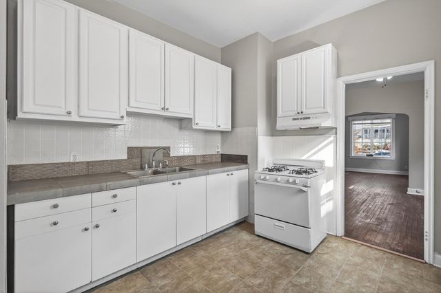 2428 11th Avenue S, Minneapolis, MN 55404