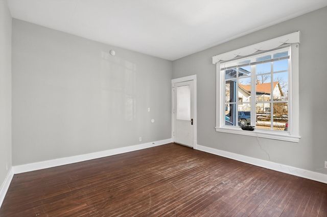 2428 11th Avenue S, Minneapolis, MN 55404