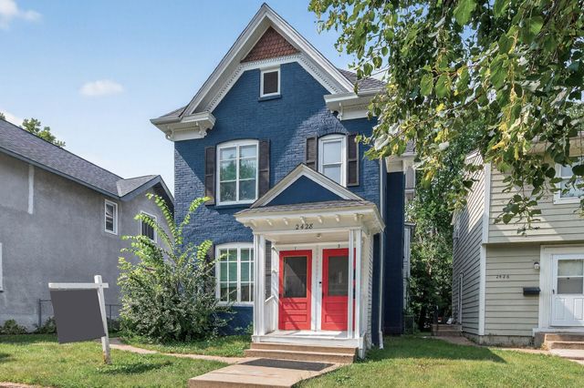 2428 11th Avenue S, Minneapolis, MN 55404