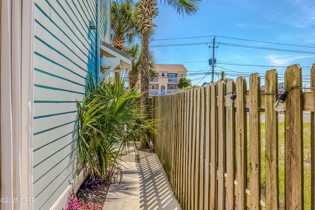 5312 Thomas Drive, Panama City Beach, FL 32408