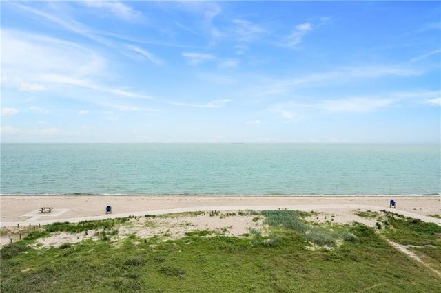 4000 Surfside Blvd 403, Corpus Christi, TX 78402