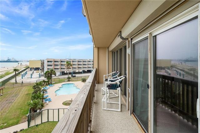 4000 Surfside Blvd 403, Corpus Christi, TX 78402