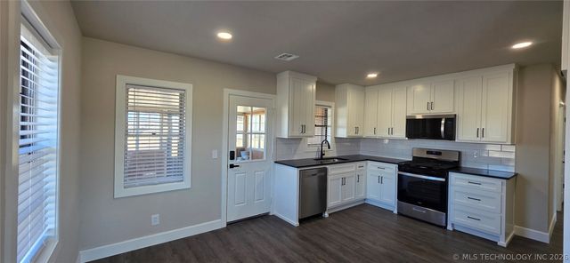 14505 S 145th East Avenue, Bixby, OK 74008