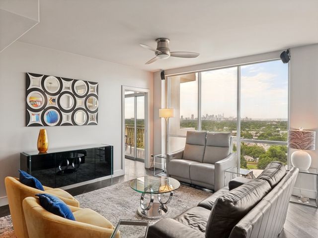 6211 W Northwest Highway 1707, Dallas, TX 75225
