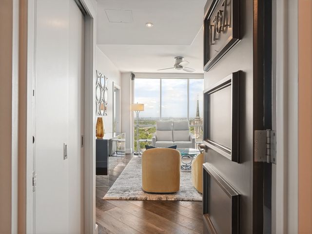 6211 W Northwest Highway 1707, Dallas, TX 75225