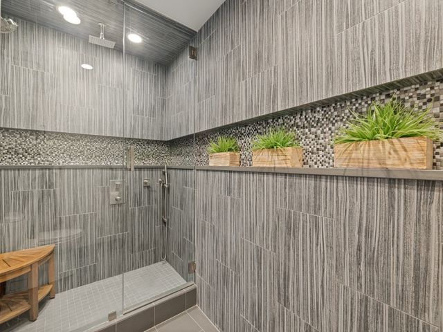 6211 W Northwest Highway 1707, Dallas, TX 75225
