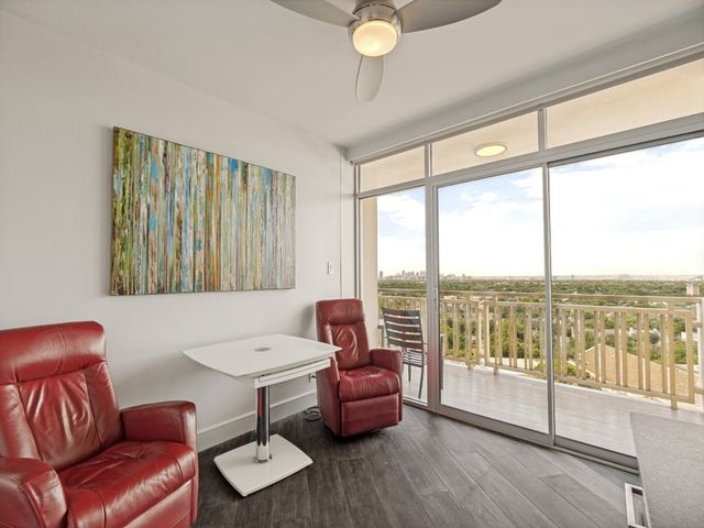 6211 W Northwest Highway 1707, Dallas, TX 75225