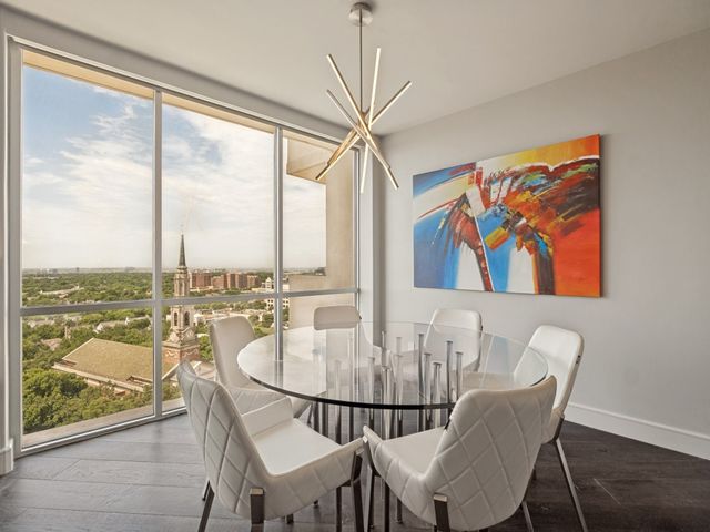 6211 W Northwest Highway 1707, Dallas, TX 75225