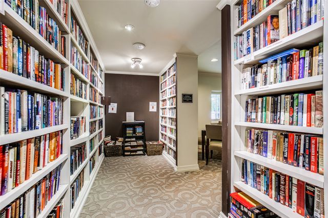 6211 W Northwest Highway 1707, Dallas, TX 75225