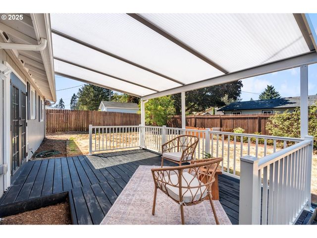 12012 Ne 4TH St, Vancouver, WA 98684