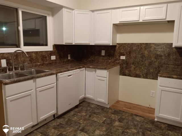 1032 Maginn Court, Mount Morris, MI 48458