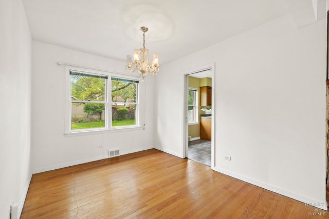 814 S Chestnut Avenue, Arlington Heights, IL 60005