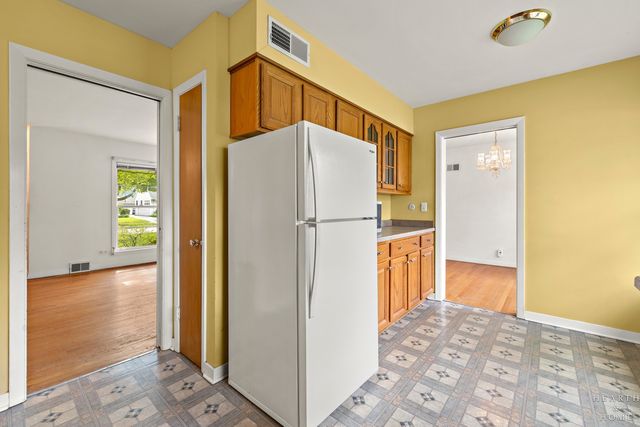 814 S Chestnut Avenue, Arlington Heights, IL 60005